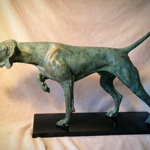 On Point Hungarian Vizsla Cold-Cast Bronze Sculpture – 65cm Sporting Dog Statue